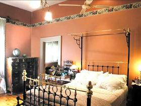 Buxton Manor - George Lowe Esquire Apartment - Accommodation Yamba 2